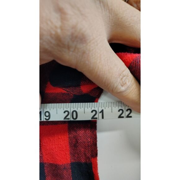 KEREN hart Women's Medium1/4 Zip Red and Black Plaid Long Sleeve Pull-Over - Picture 5 of 6